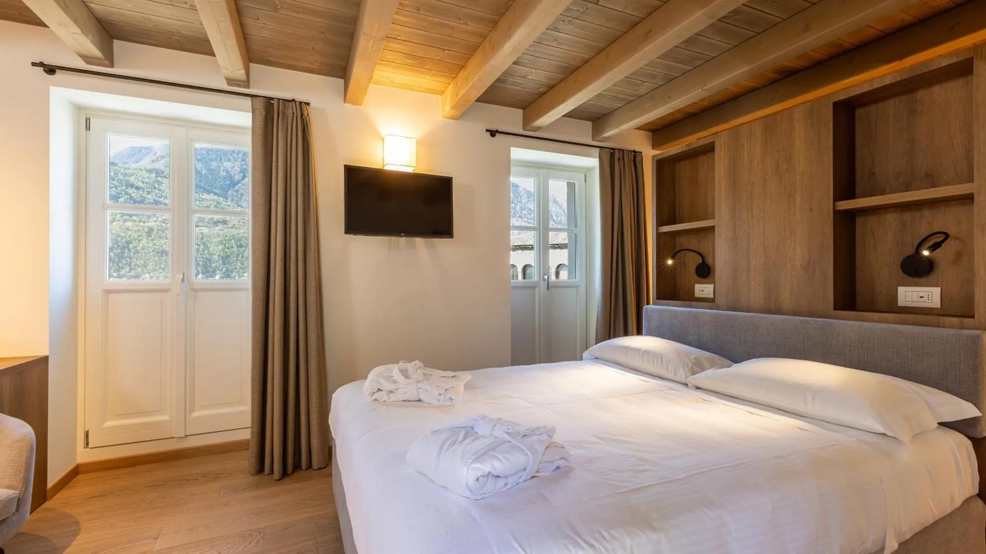 Residenza Sassella Bed and Breakfast Sondrio 0*,